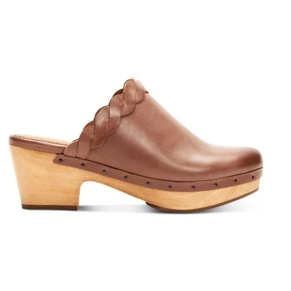 Frye Women's Tan 1" Platform Nailhead Detail Braided Paddle Mille Leather Clog 7 - Picture 1 of 10